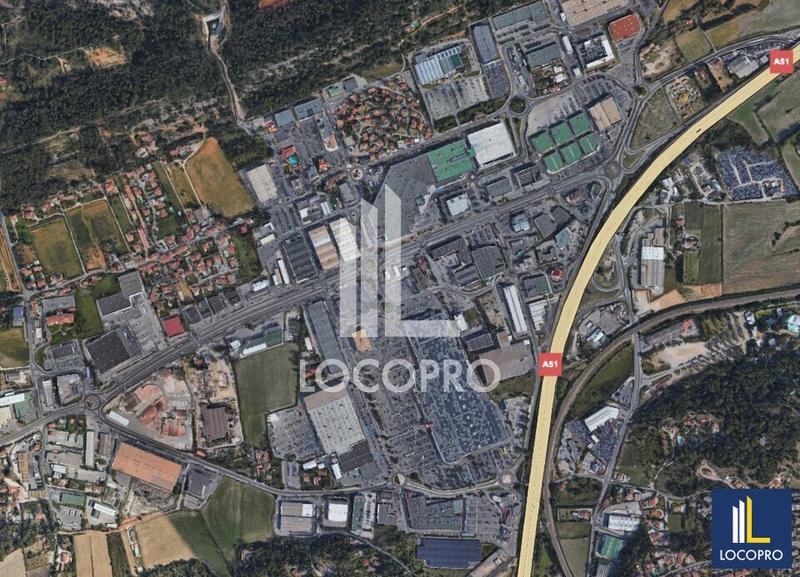 Local commercial - 359 m²