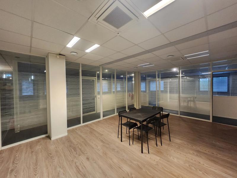 Bureau - 1 540 m²
