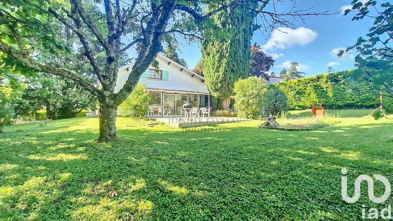 Maison - 139 m² - 6 pièces