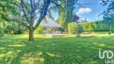 Maison - 139 m² - 6 pièces