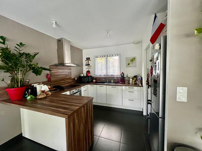 Maison - 87 m² - 4 pièces