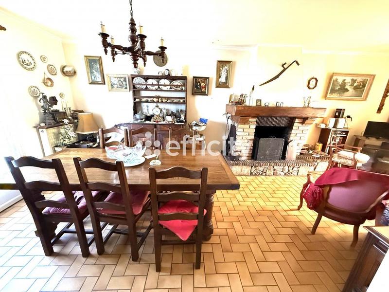 Maison - 93 m² - 5 pièces
