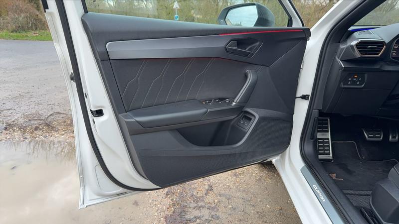 Cupra Leon 1.4 e-Hybrid 245 Dsg6 Sportstourer - Entretien constructeur Toit ouvrant