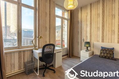 Chambre - 10 m² - 1 pièce