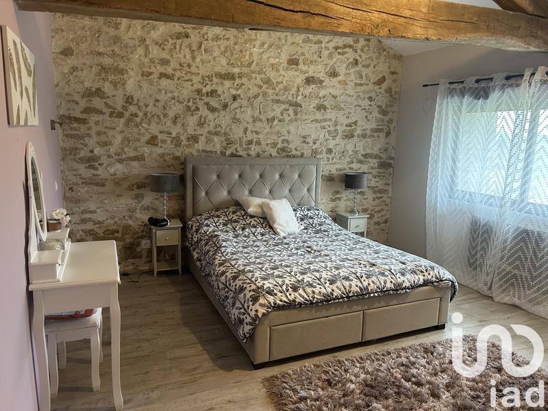 Maison - 217 m² - 7 pièces