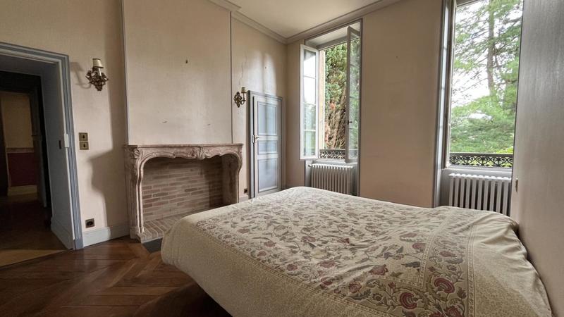 Appartement - 189 m² - 6 pièces