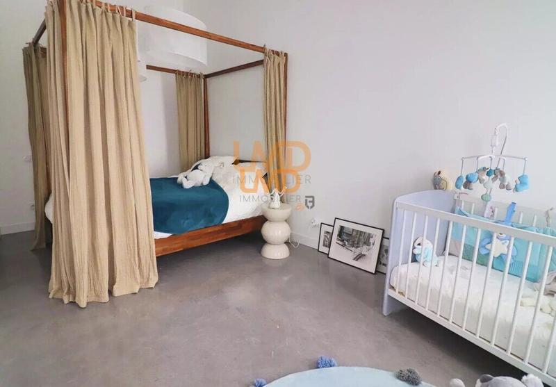 Maison - 190 m² - 4 pièces