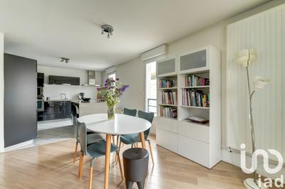 Appartement - 100 m² - 4 pièces