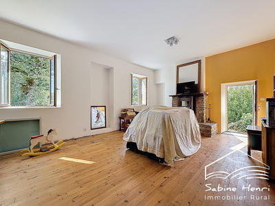 Maison ancienne - 260 m² - 8 pièces