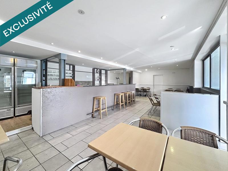 Local commercial - 243 m² - 6 pièces