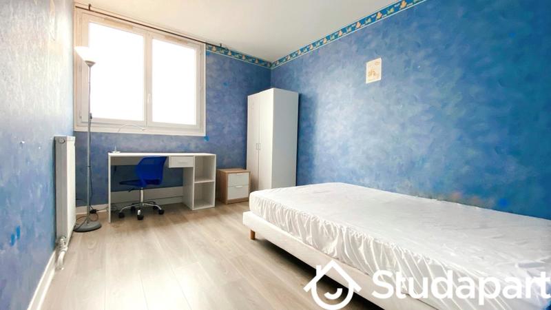 Chambre - 12 m² - 1 pièce