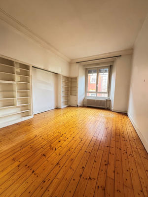 Appartement - 140 m² - 6 pièces