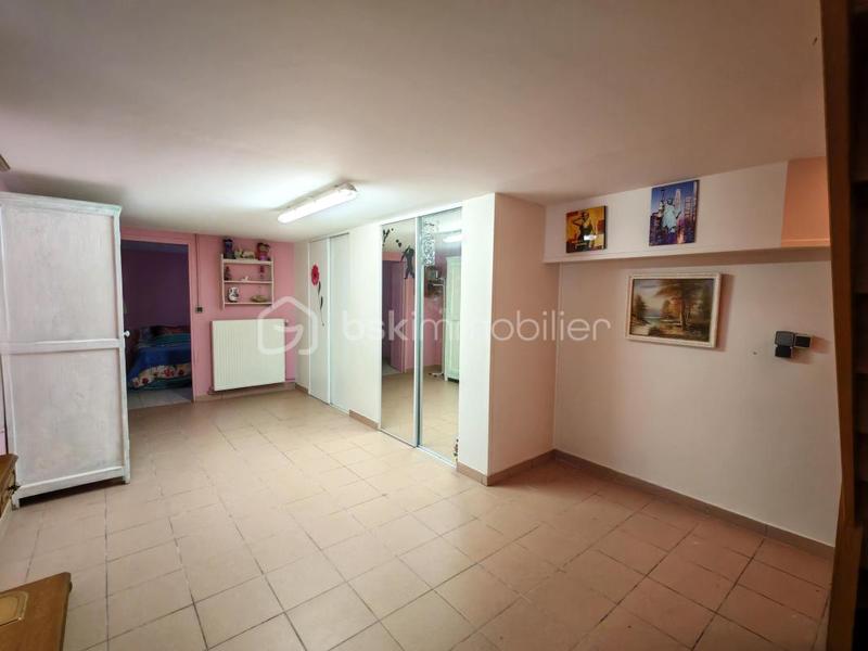 Maison - 269 m² - 8 pièces