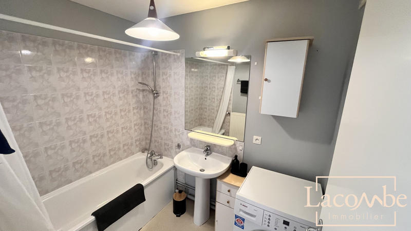 Appartement - 121 m² - 6 pièces