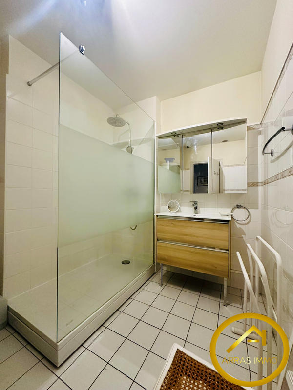 Appartement - 173 m² - 8 pièces