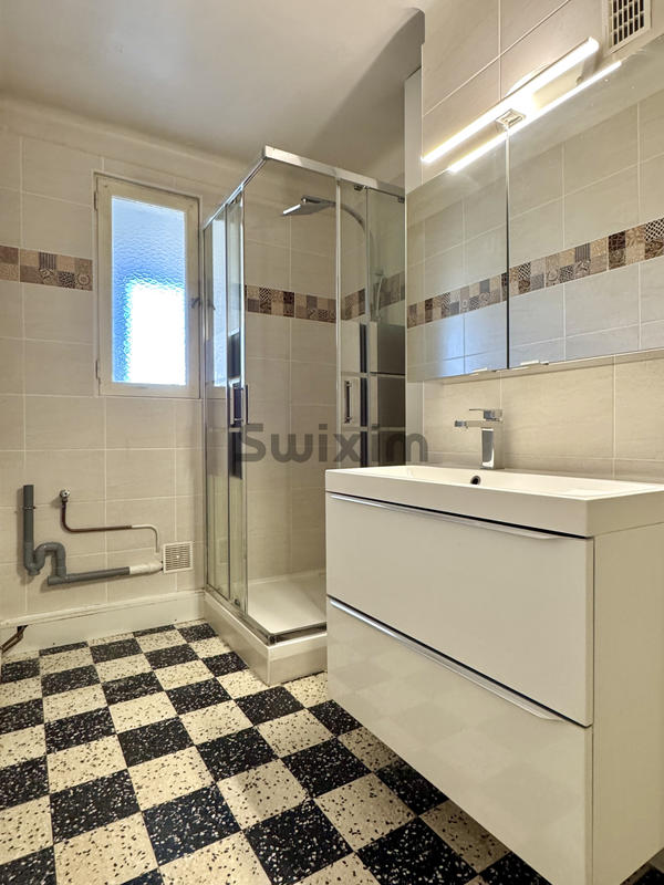 Appartement - 64 m² - 3 pièces