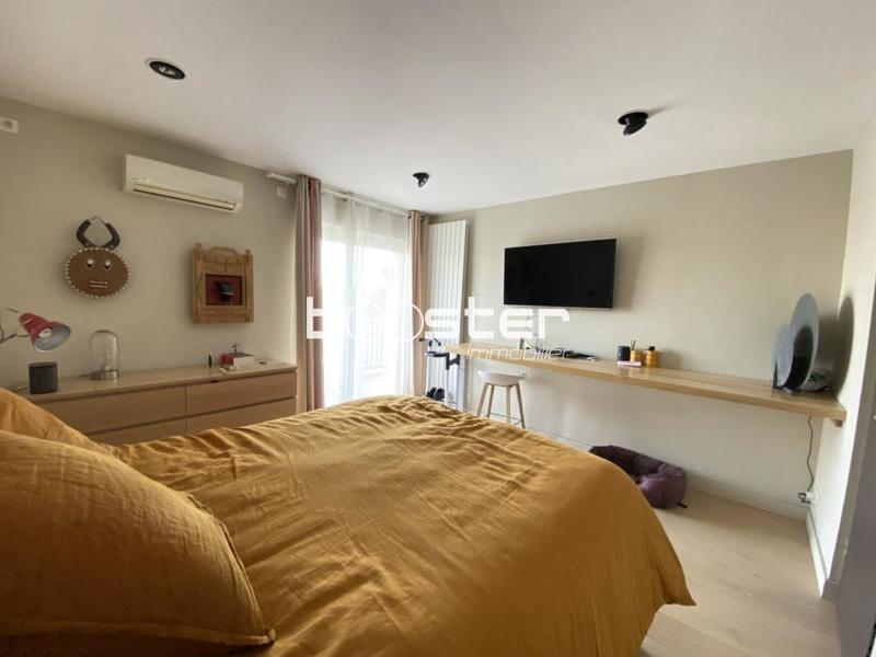 Appartement ancien - 98 m² - 4 pièces