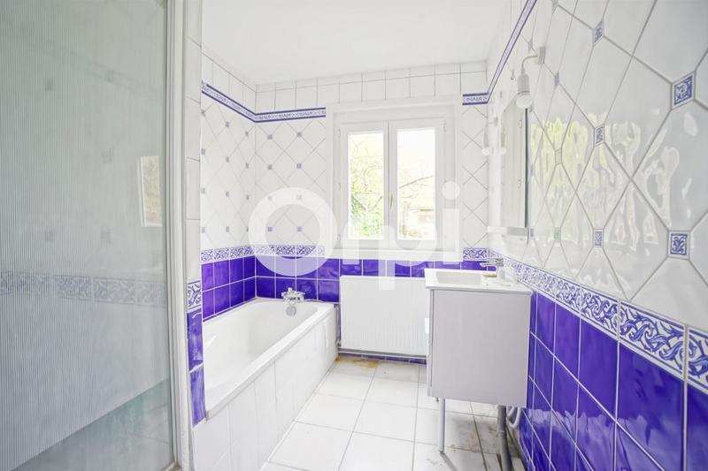 Maison - 170 m² - 8 pièces