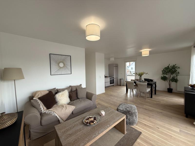 Appartement - 89 m² - 4 pièces