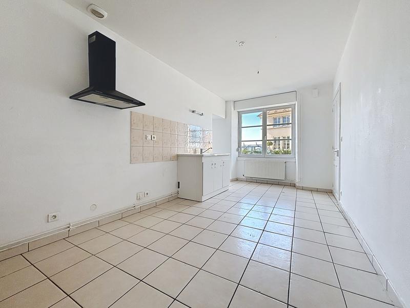 Maison - 137 m² - 5 pièces