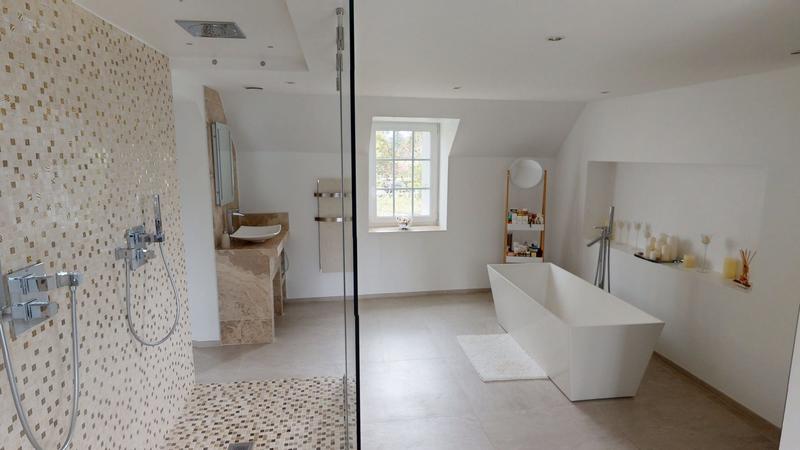 Maison - 345 m² - 12 pièces