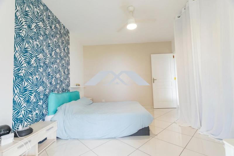 Maison - 168 m² - 6 pièces