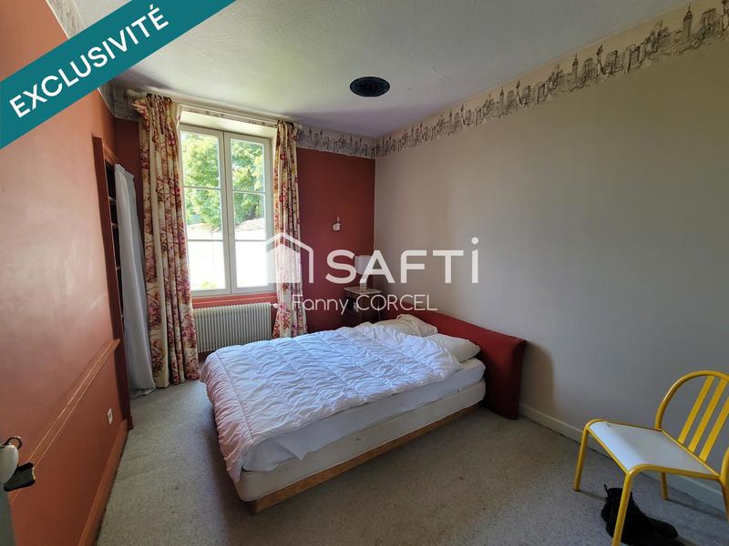 Maison - 298 m² - 10 pièces