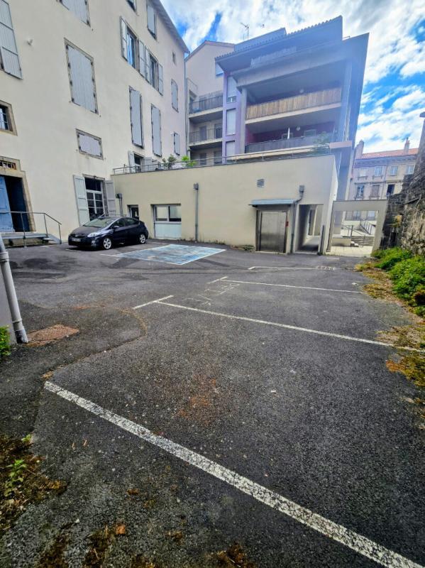 Appartement - 185 m² - 5 pièces