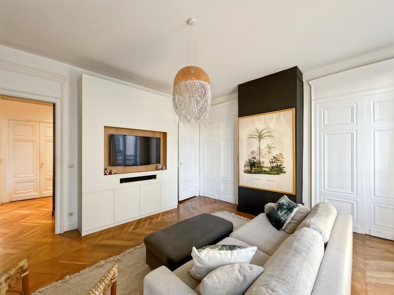 Appartement - 129 m² - 5 pièces