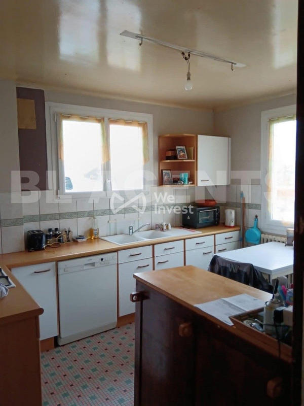 Maison - 91 m² - 5 pièces