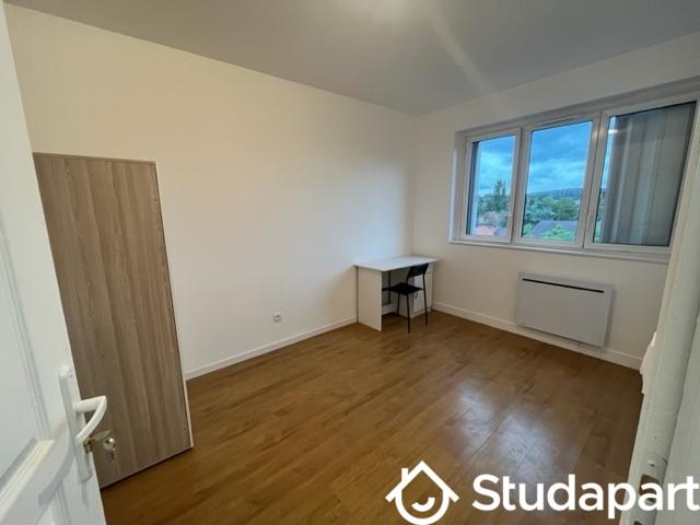 Appartement - 70 m² - 5 pièces