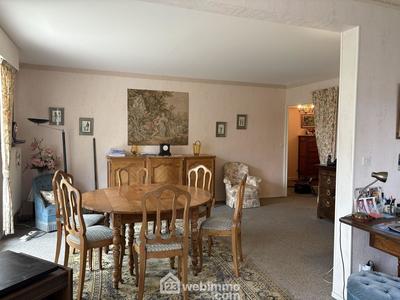 Appartement - 85 m² - 3 pièces