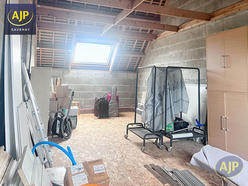 Maison - 140 m² - 6 pièces