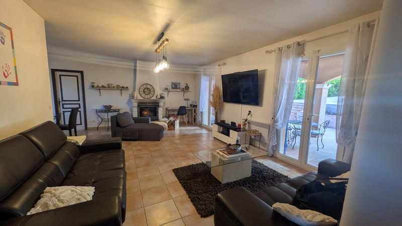 Villa - 99 m² - 4 pièces