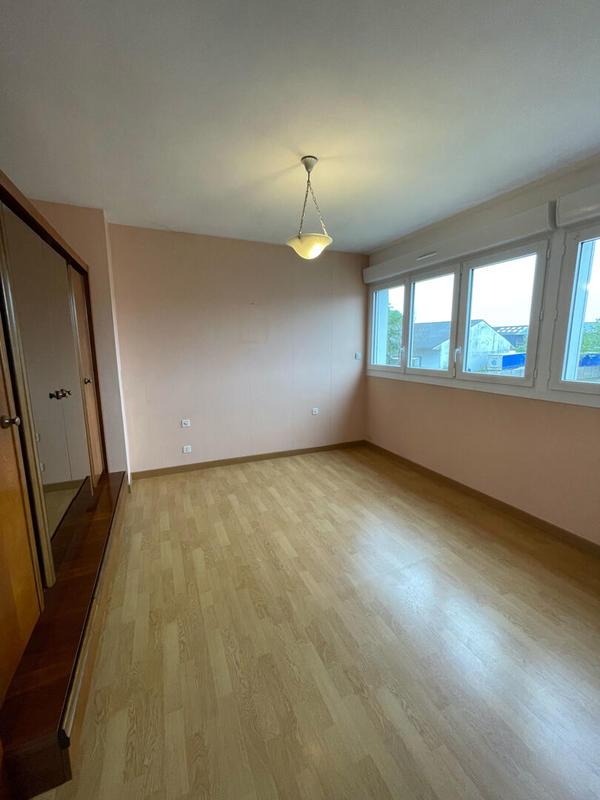 Maison - 103 m² - 5 pièces