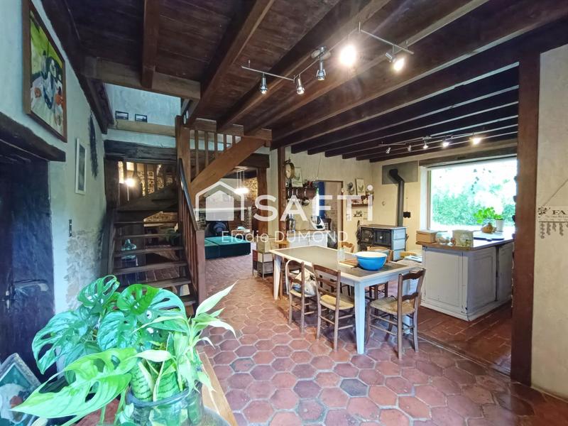 Maison - 261 m² - 8 pièces