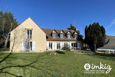 Maison - 269 m² - 10 pièces