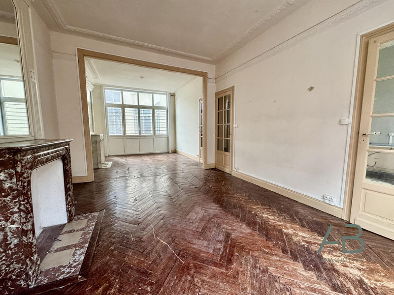 Appartement - 85 m² - 3 pièces