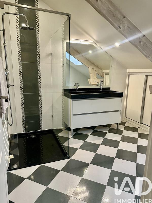 Maison - 150 m² - 6 pièces