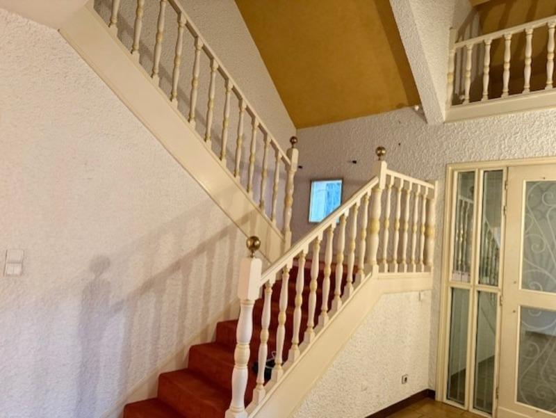 Maison - 425 m² - 13 pièces