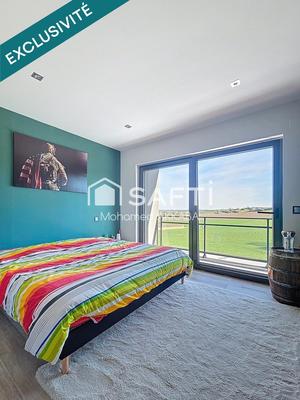 Maison - 260 m² - 9 pièces