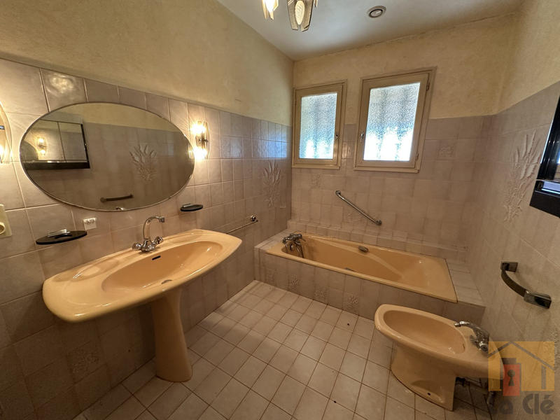 Maison - 134 m² - 5 pièces