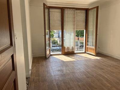 Maison - 200 m² - 8 pièces