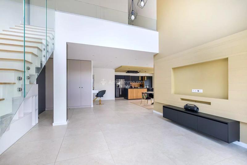 Maison - 165 m² - 7 pièces