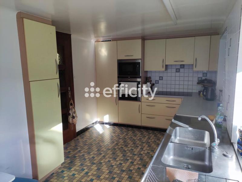 Maison - 146 m² - 6 pièces