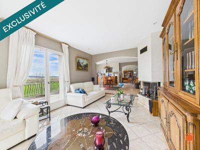 Maison - 161 m² - 5 pièces