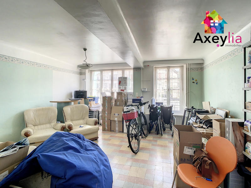 Immeuble - 221 m² - 8 pièces