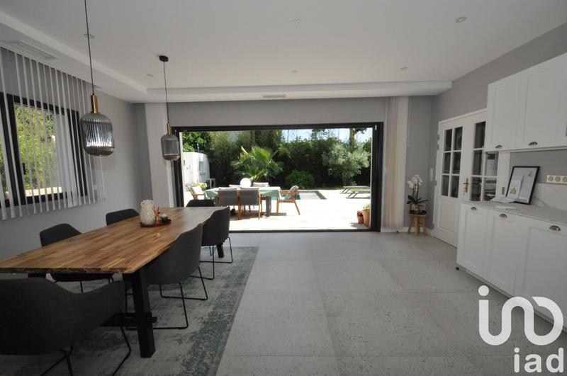 Maison de maîtres - 280 m² - 8 pièces