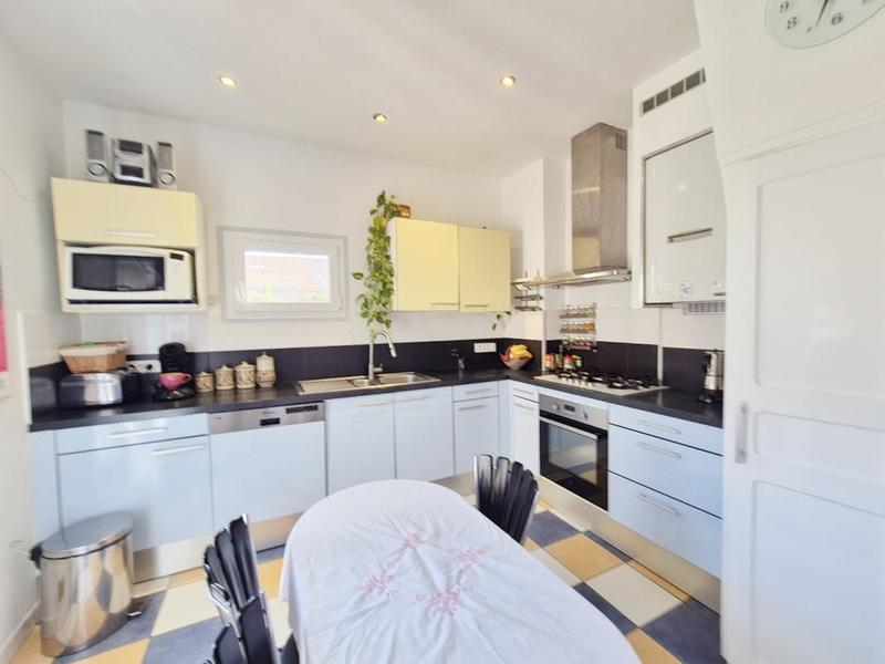 Appartement bourgeois - 150 m² - 6 pièces