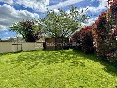 Maison - 214 m² - 7 pièces